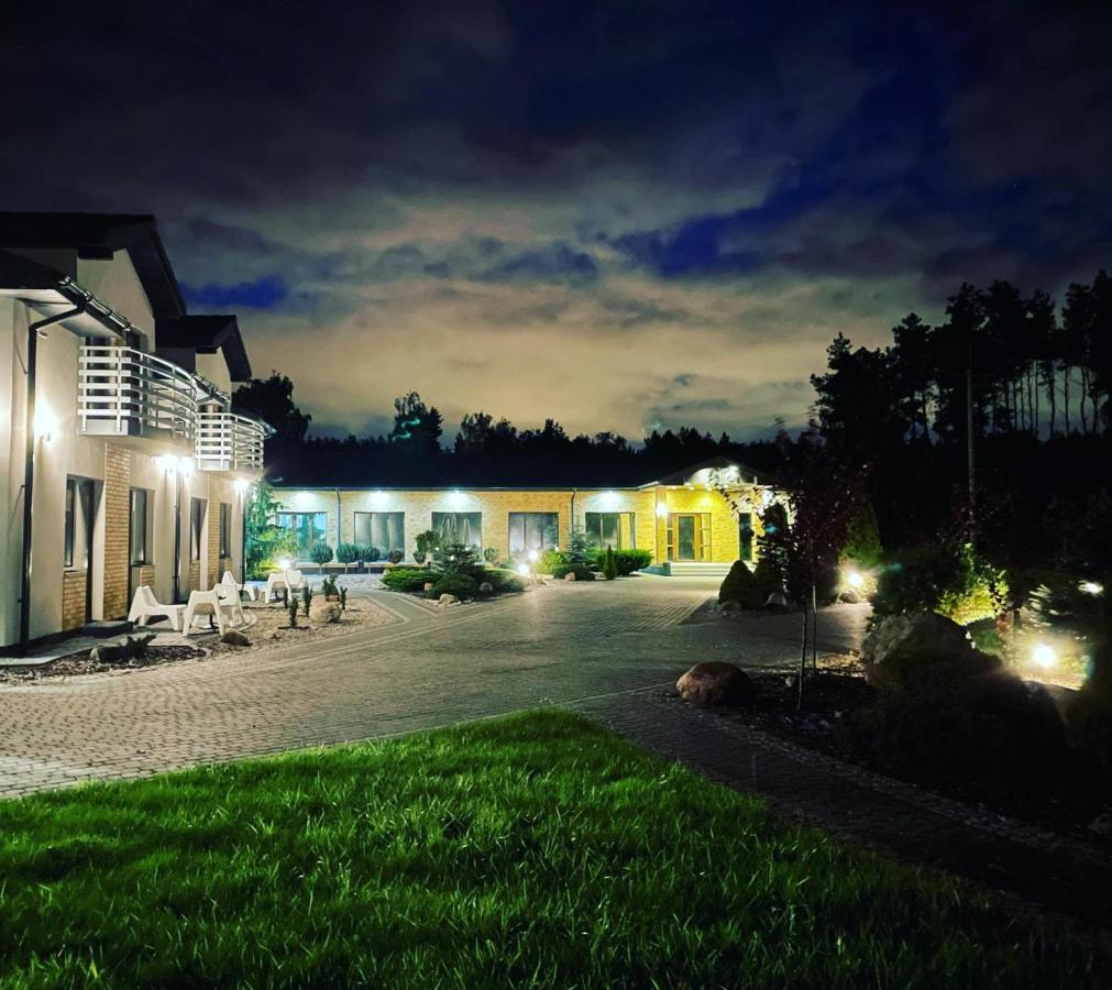 Zielona19 Noclegi Zielonka  Exterior photo